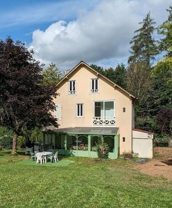 Maison Des Annees 30 - Vic-Sur-Cere - 14 Personnes Zewnętrze zdjęcie